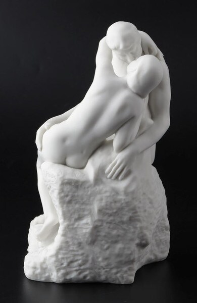 The Kiss by Rodin Sculpture Statue masterpiece art work artist view